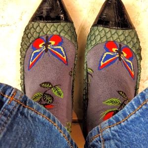 ALL BLACK patent leather captoe fishscales teal/black flats Sz. 7.5